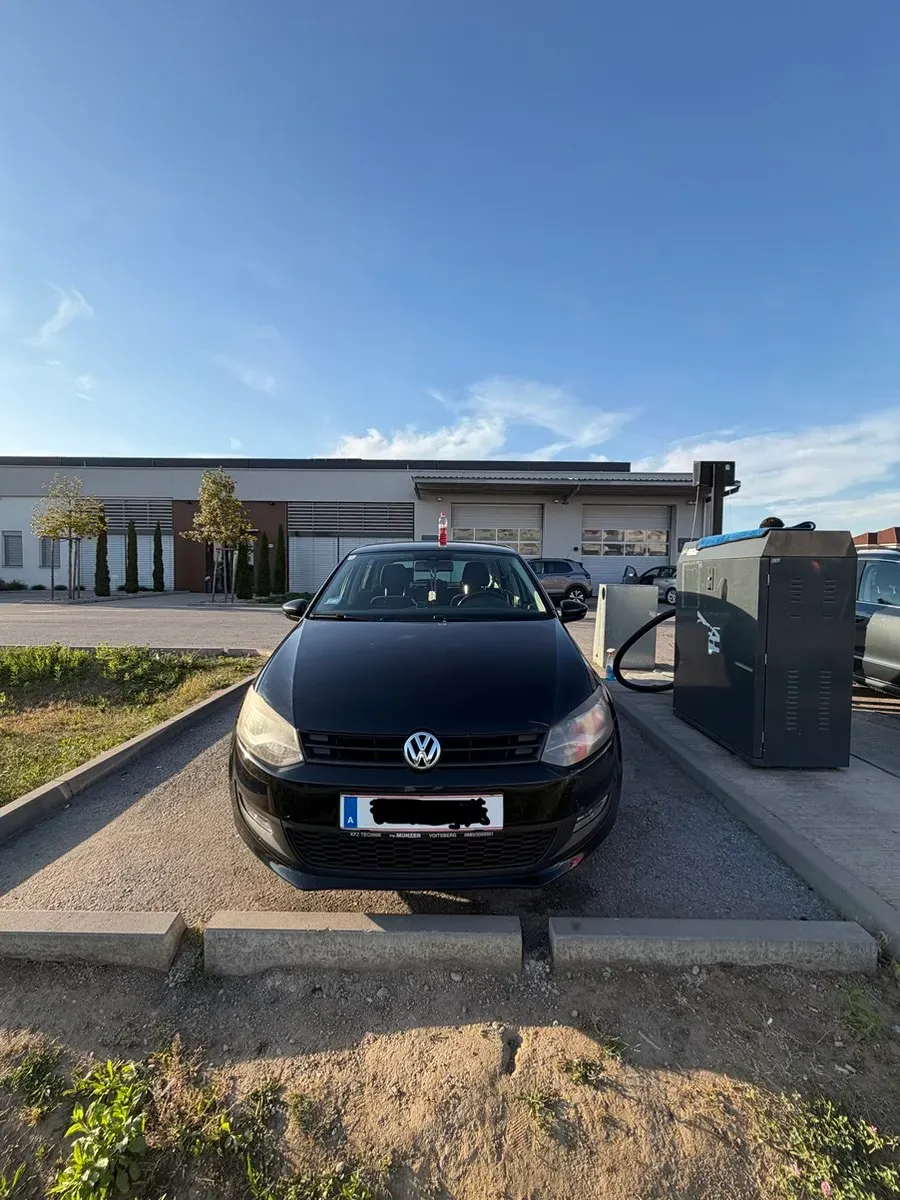 Volkswagen Polo 2010 photo 3