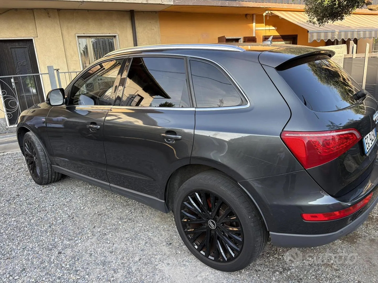 Audi Q5 2011 photo 2