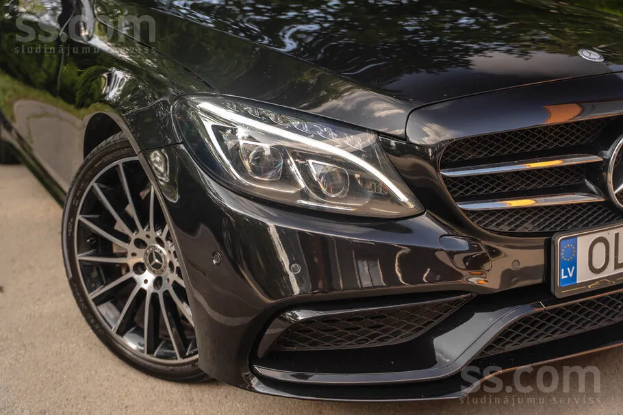 Mercedes-Benz C220 2015 photo 5