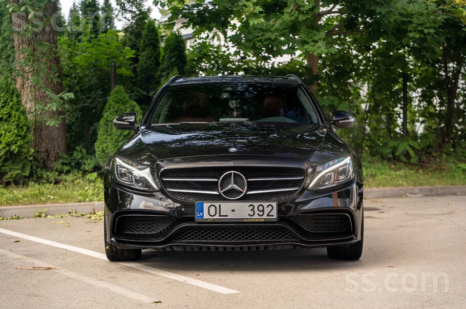 Mercedes-Benz C220 2015 photo 3