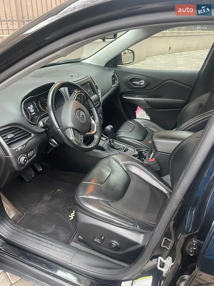 Jeep Cherokee 2018 photo 5
