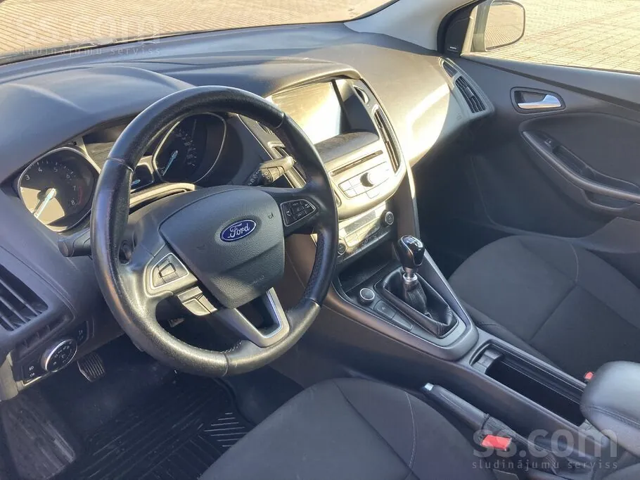 Ford Focus 2017 photo 5