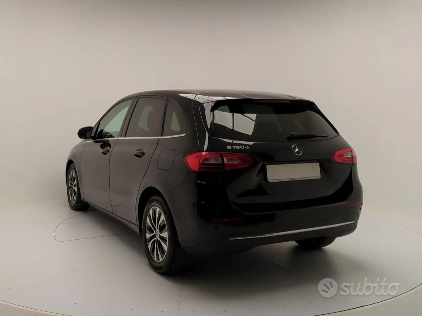Mercedes-Benz B 180D 2022 photo 5