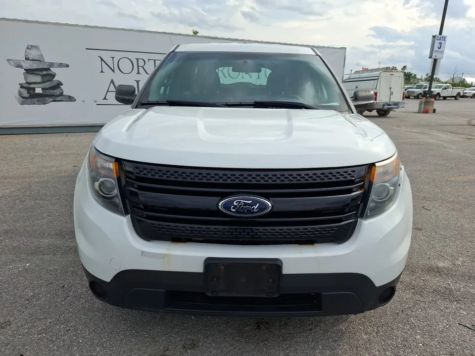 Ford Explorer 2014 photo 2