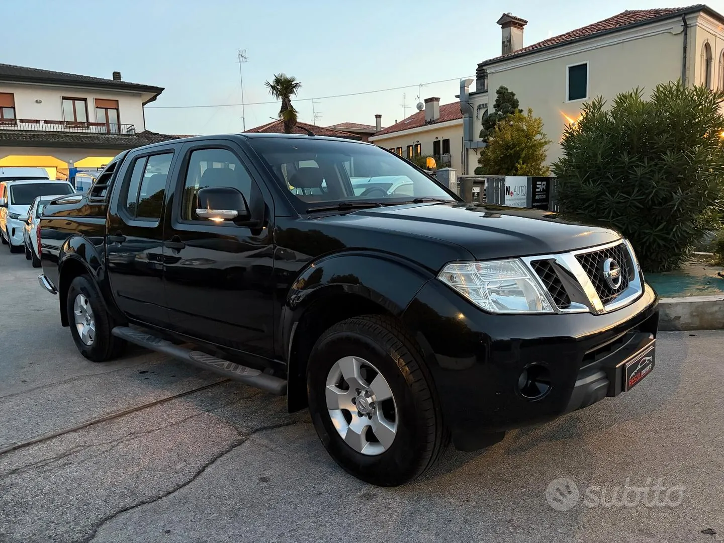 Nissan Navara 2013 photo 3