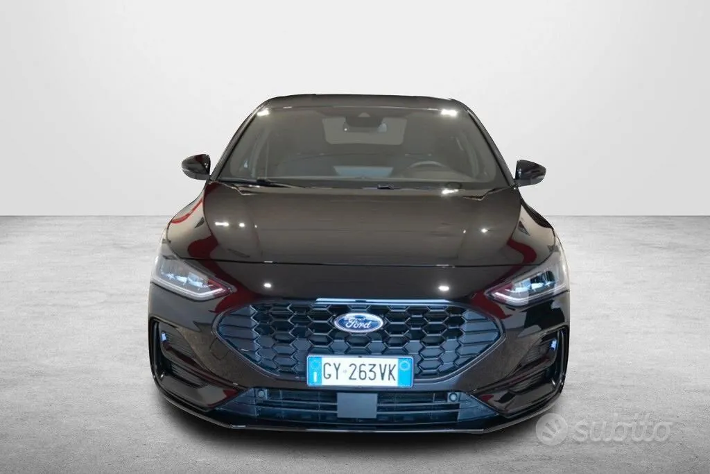 Ford Focus 2025 photo 2