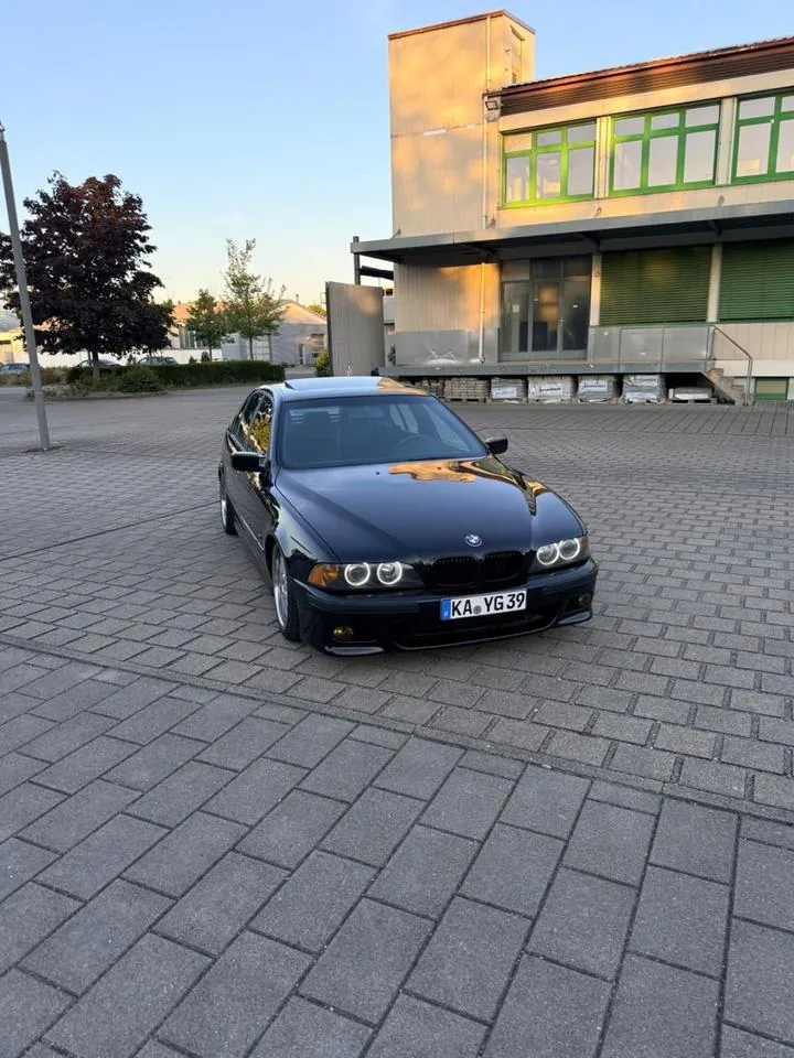 BMW 520I E39