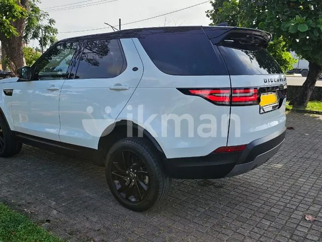 Land Rover Discovery 5 2017 photo 5