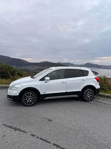 Suzuki Sx4 S-Cross 2014 photo 4