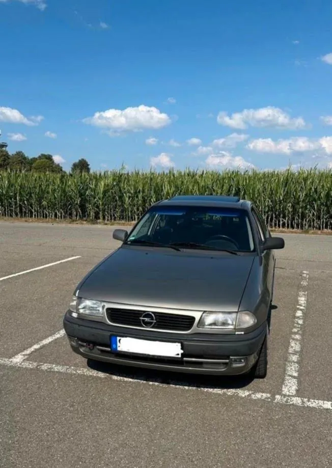 Opel Astra F