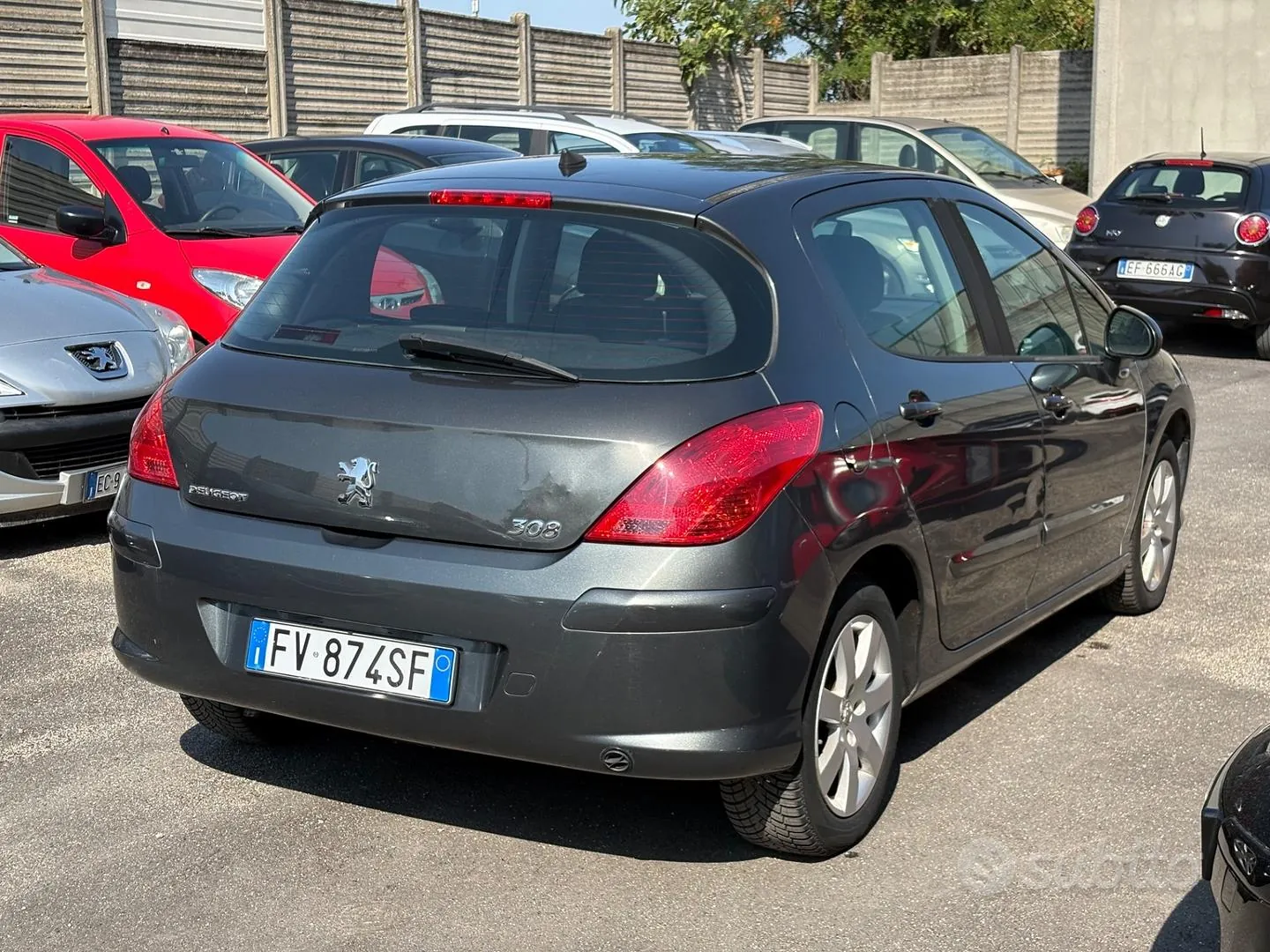 Peugeot 308 2010 photo 4