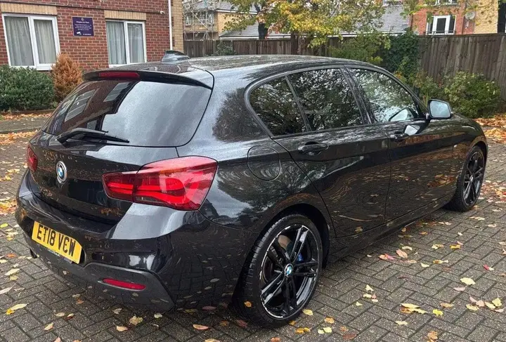 BMW 1 Series 2018 photo 2