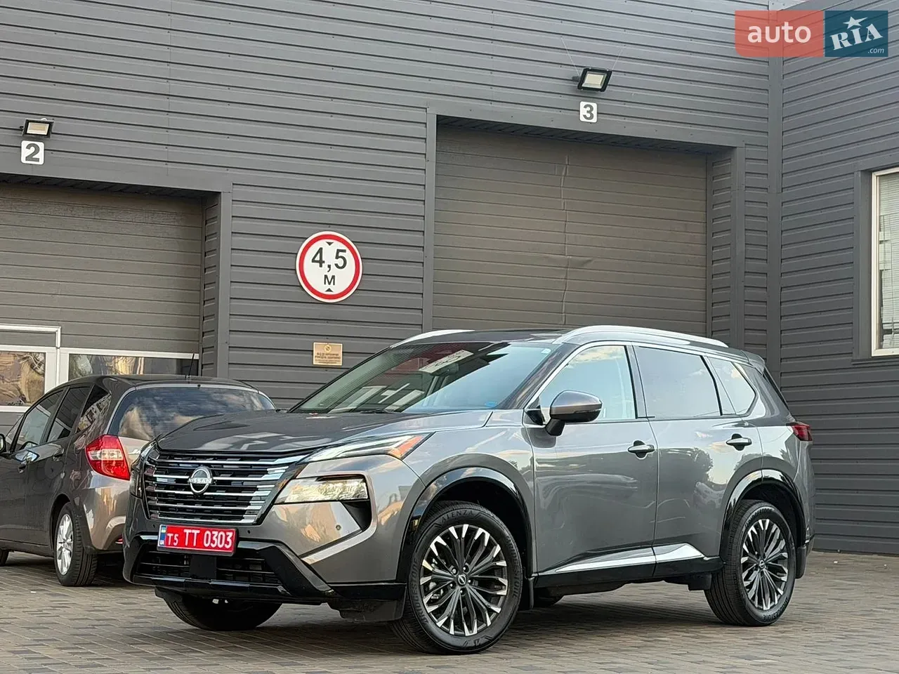 Nissan Rogue 2025 photo 2
