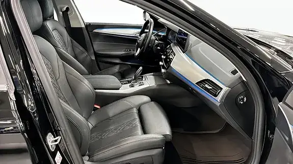 BMW 530E 2022 photo 3
