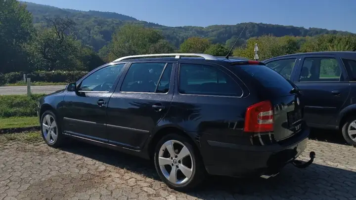 Skoda Octavia 2007 photo 3