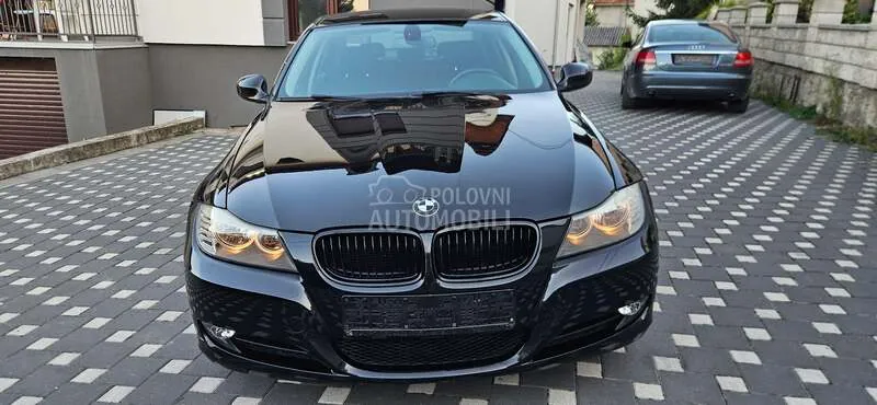 BMW 318 2010 photo 3