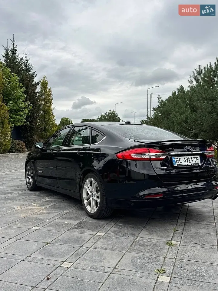 Ford Fusion 2017 photo 2