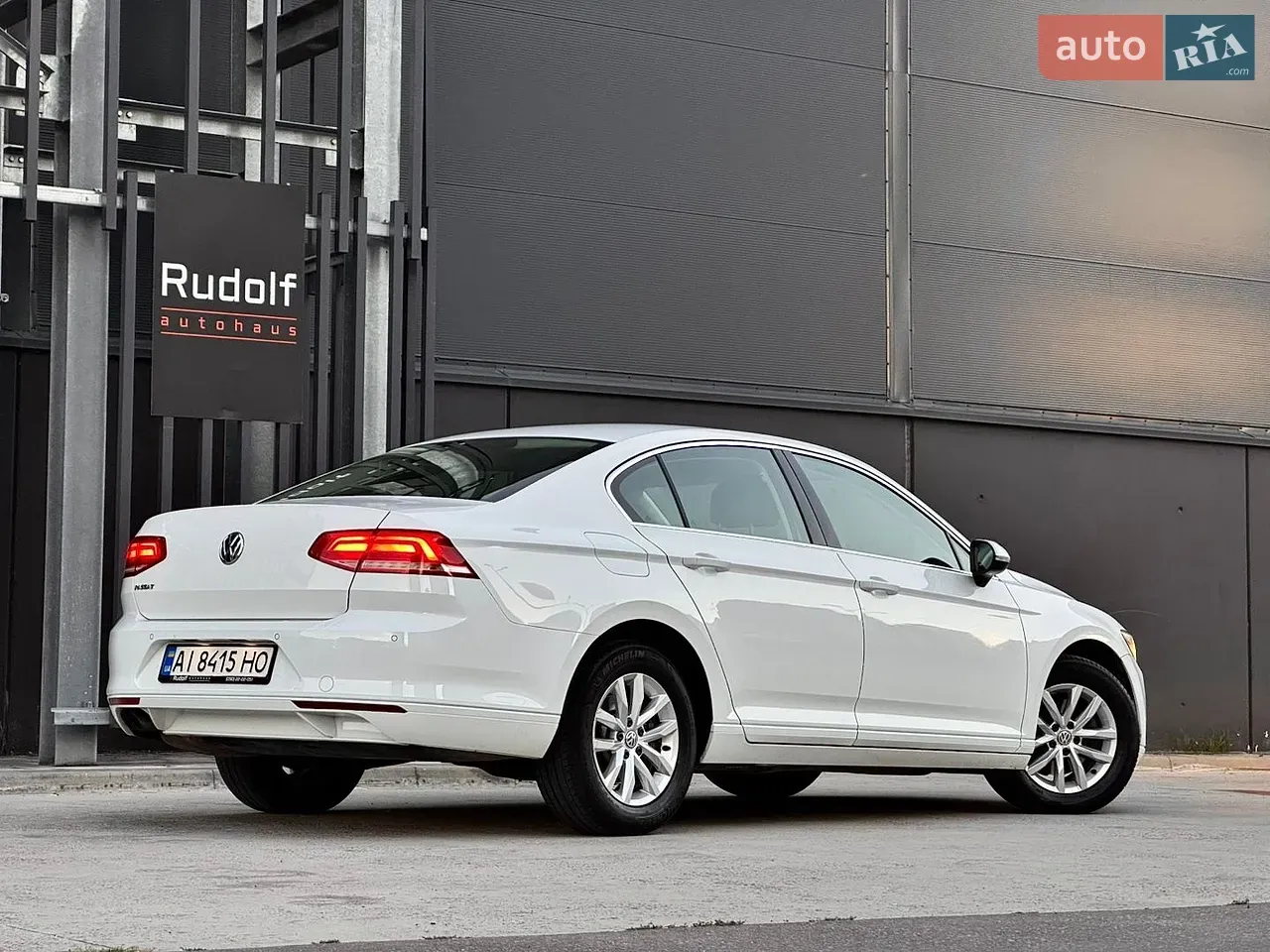 Volkswagen Passat 2018 photo 5