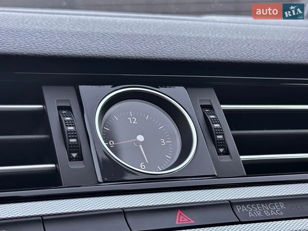 Volkswagen Passat 2018 photo 2
