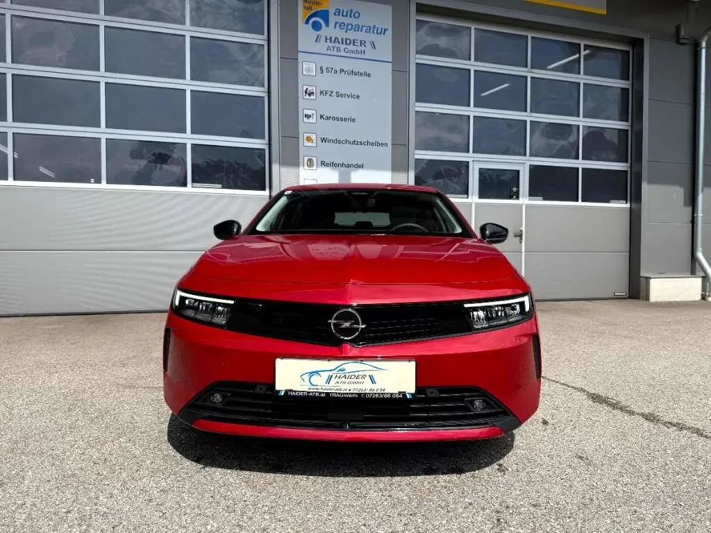 Opel Astra 2023 photo 2