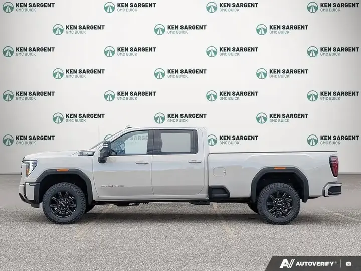 GMC Sierra 2500Hd 2026 photo 3