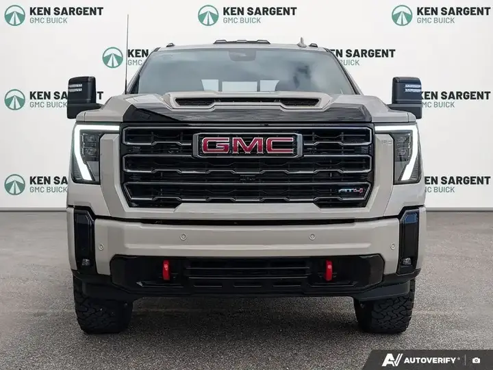 GMC Sierra 2500Hd 2026 photo 2