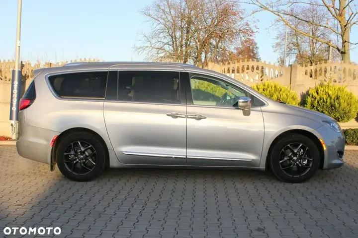 Chrysler Pacifica 2018 photo 4