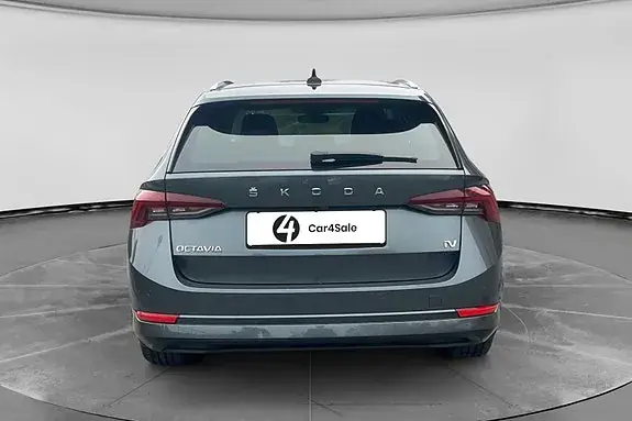 Skoda Octavia 2021 photo 5