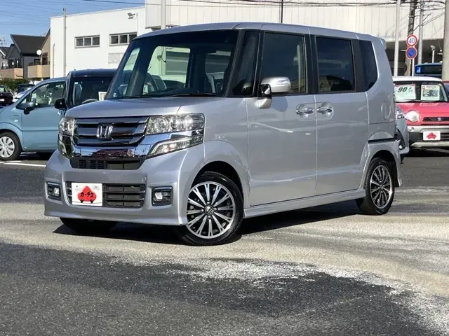 Honda N-Box 2015 photo 2