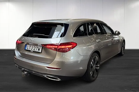 Mercedes-Benz C300 2023 photo 4