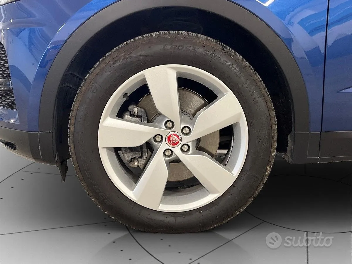 Jaguar E-Pace 2022 photo 5