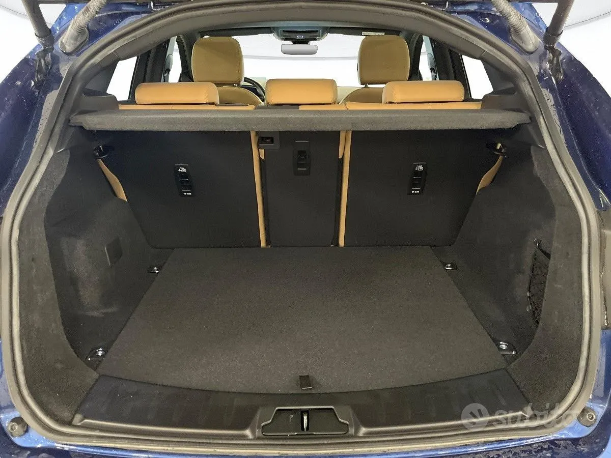 Jaguar E-Pace 2022 photo 4