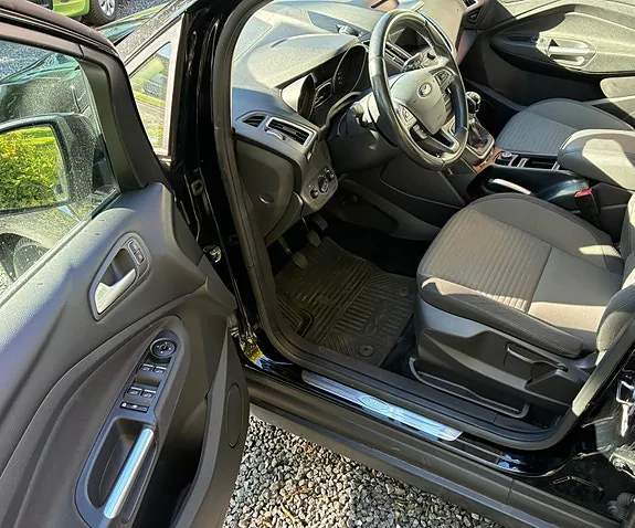 Ford C-Max 2017 photo 4
