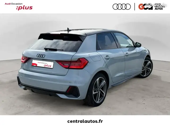 Audi A1 2025 photo 5