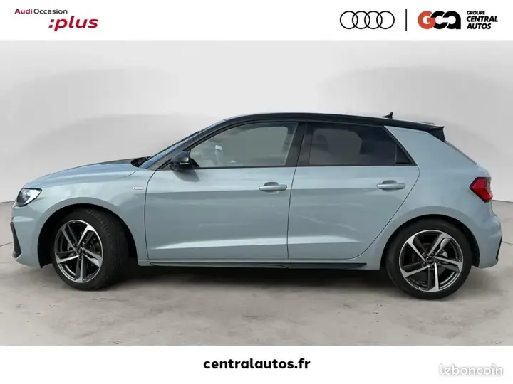 Audi A1 2025 photo 2