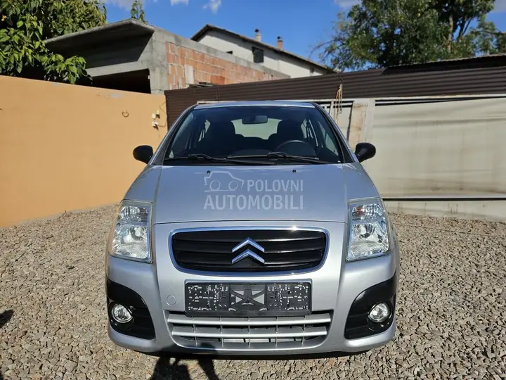 Citroen C2 2010 photo 2
