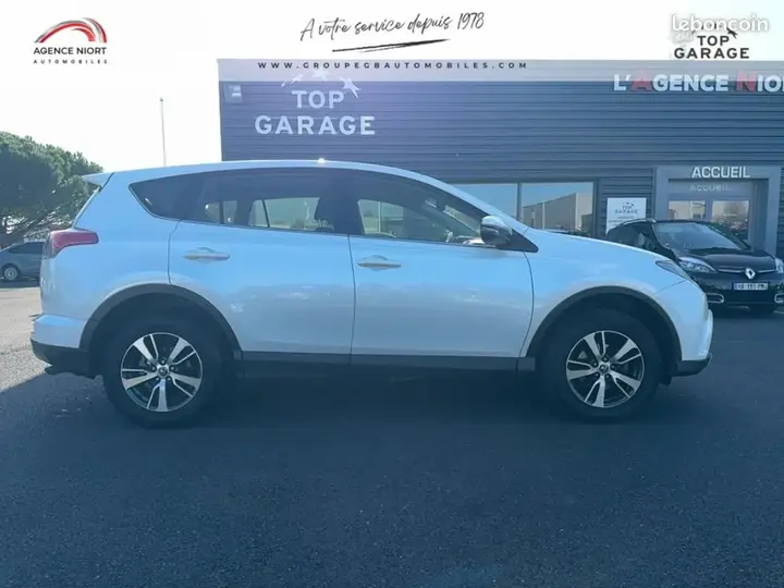 Toyota Rav4 2016 photo 4