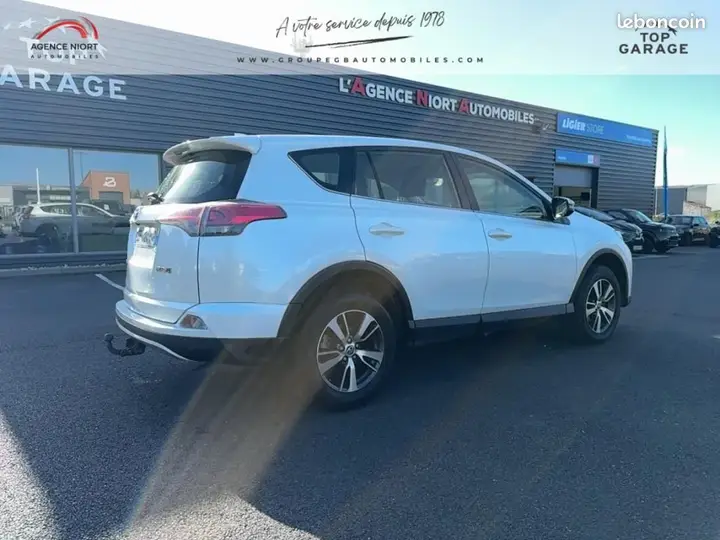 Toyota Rav4 2016 photo 5