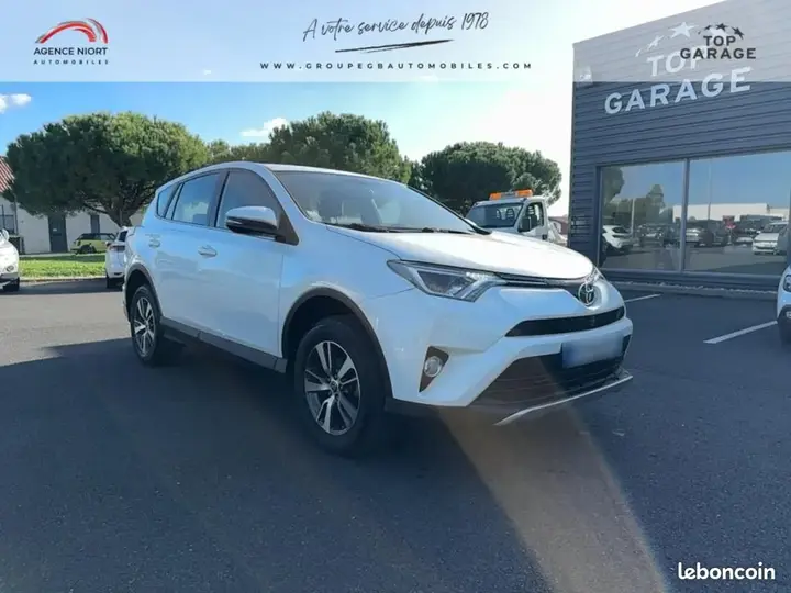 Toyota Rav4 2016 photo 3