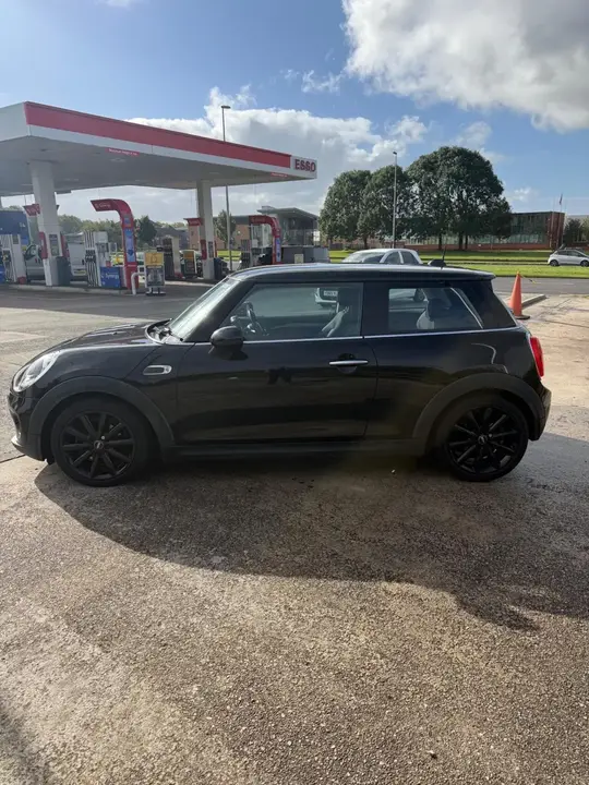 Mini Hatch 2016 photo 3