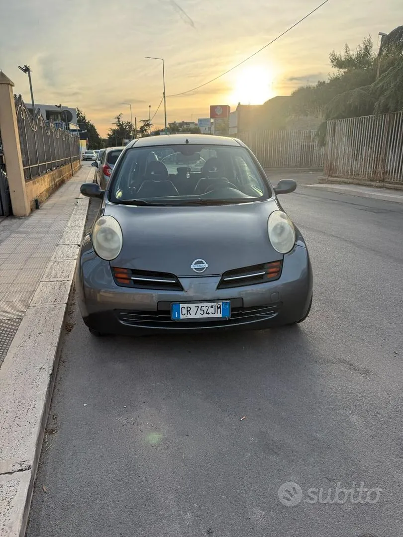 Nissan Micra 2004 photo 2