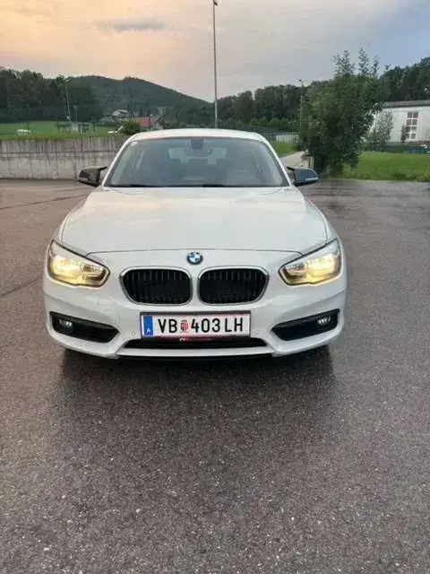 BMW 1 Series 2019 photo 2