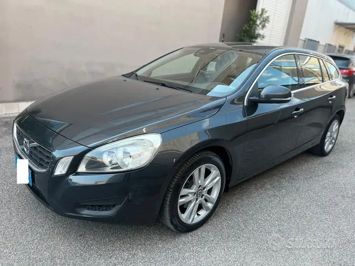 Volvo V60 2012 photo 3