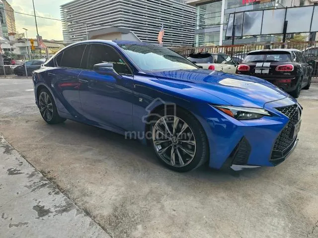 Lexus Is300