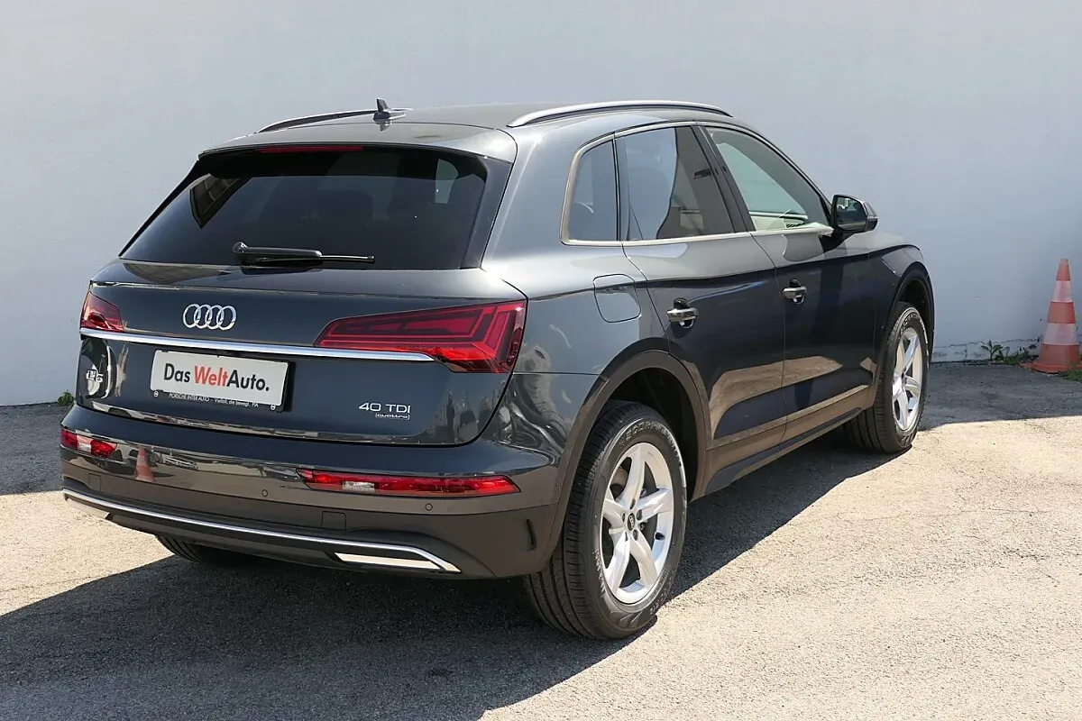 Audi Q5 2025 photo 2