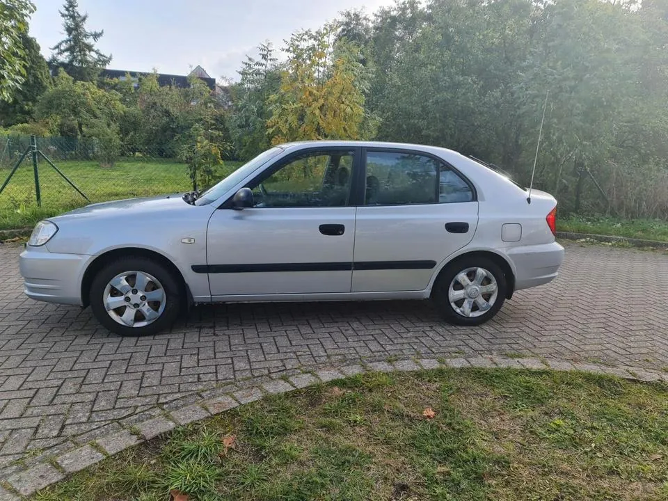 Hyundai Accent