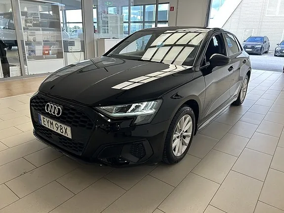 Audi A3 2023 photo 3