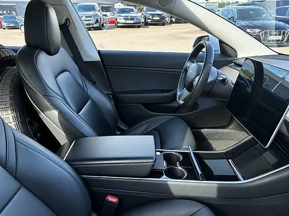 Tesla Model 3 2019 photo 4