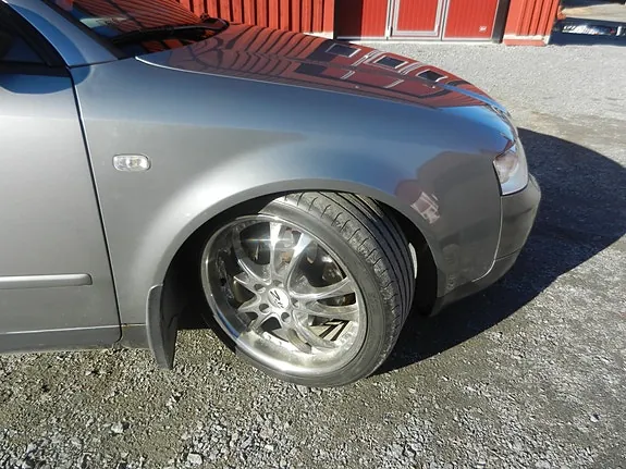 Audi A4 2003 photo 5