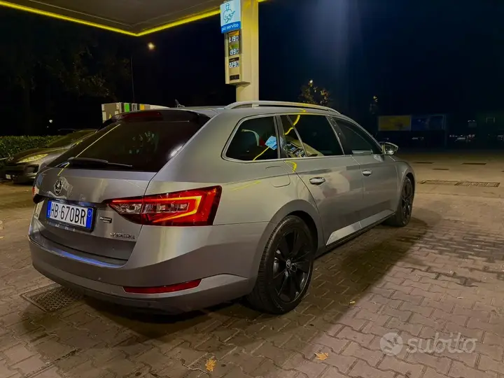 Skoda Superb 2016 photo 3